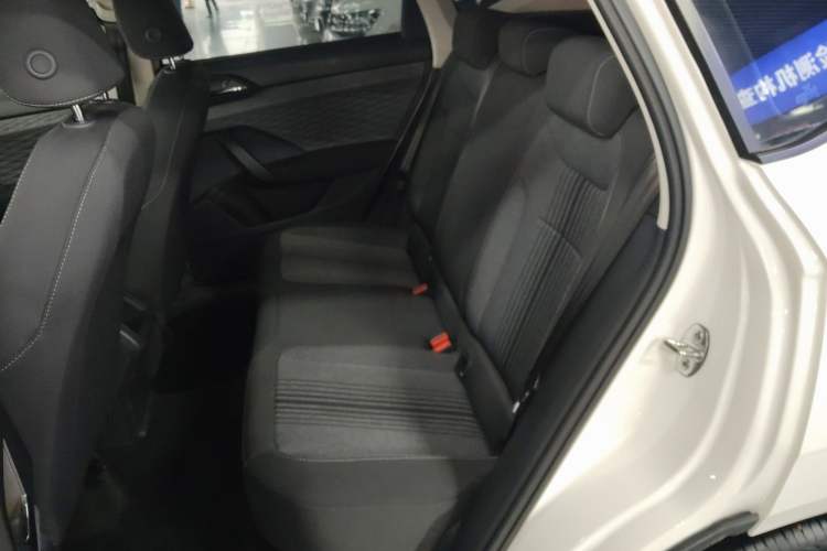 Used Volkswagen Tharu 2022 280TSI Two-Wheel Drive Trend Edition
