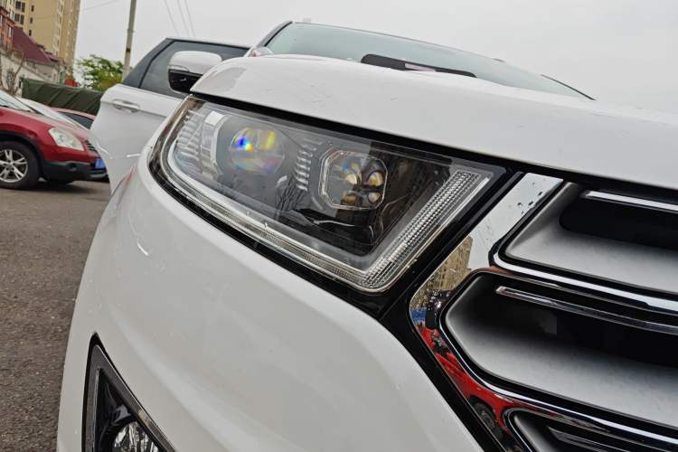 Used Ford Edge 2018 EcoBoost 245 Two-Wheel-Drive Titanium 7-Seater China V Standard
