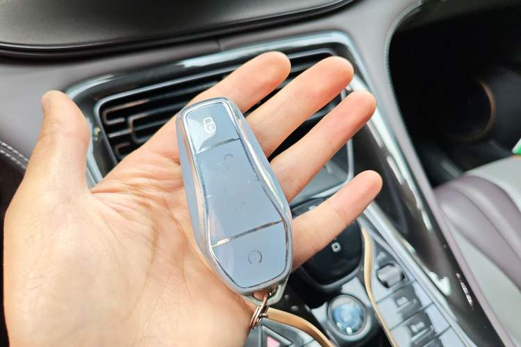 Used BYD Frigate 07 2023 DM-i 100KM Prestige Model