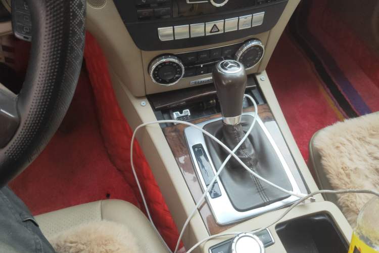 Used Mercedes-Benz C-Class 2010 C 200 CGI Elegance Model
