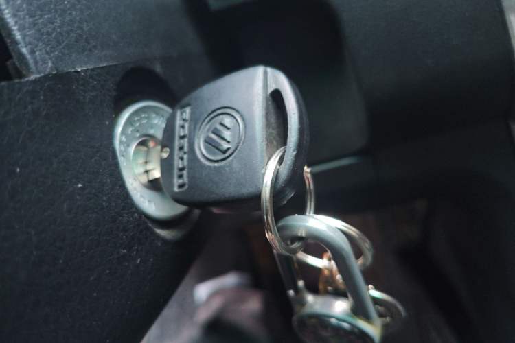 Used Foton Sapporo 2018 2.4L Two-Wheel Drive Comfort Version Standard Cab 4G69S4M