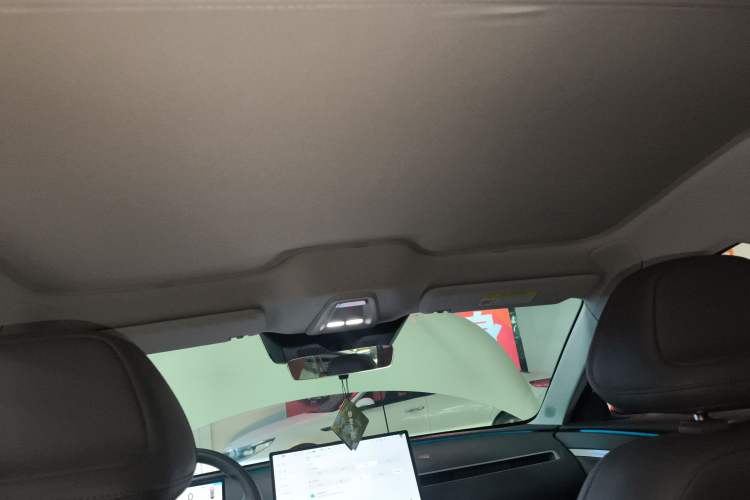 Used XPeng MONA M03 2024 620 with Ultra-Long Range
