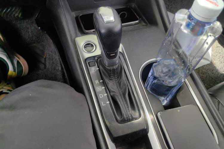 Used Nissan Teana 2020 2.0L XL Comfort Edition Gear Lever