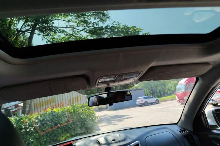 Used Changan CS35 2015 1.6L Automatic Luxury Model China IV Standard