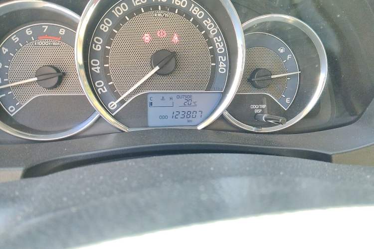 Used Toyota Corolla 2014 1.6L Manual GL Odometer Close Up