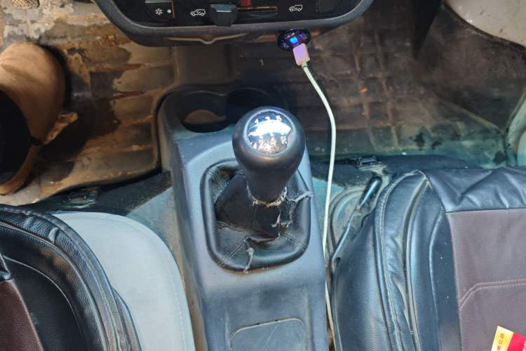 Used Jinbei Hiace X30 2020 1.5L Super-Comfortable Version China VI Standard SWC15M Gear Lever