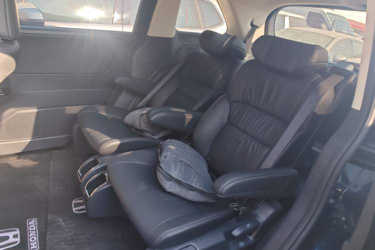 Used Honda Odyssey 2024 2.0L eHEV Sharp & Smart Edition