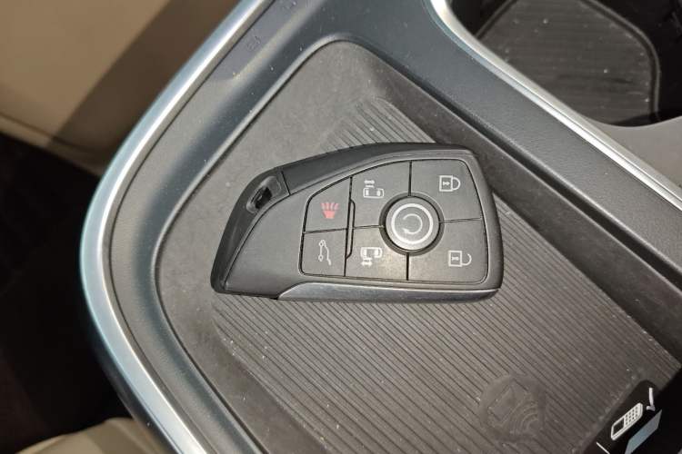 Used Buick Century 2023 2.0T Seven-Seater Deluxe Edition