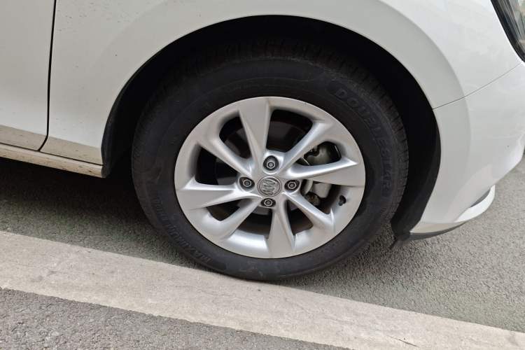 Used Buick Excelle 2018 15N Manual Elite Version
