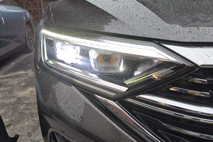 Used Volkswagen Sagitar 2023 300TSI DSG Excellence Edition