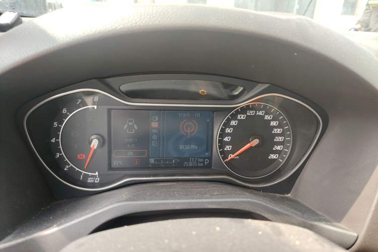 Used Ford Mondeo 2011 2.0L GTDi 200 Fashion Edition