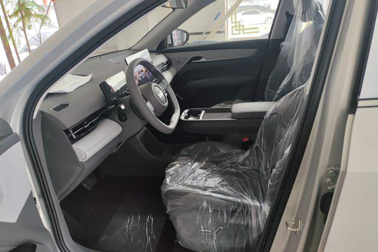 Used Bestune Yueyi 03 2025 565km Enjoy Edition
