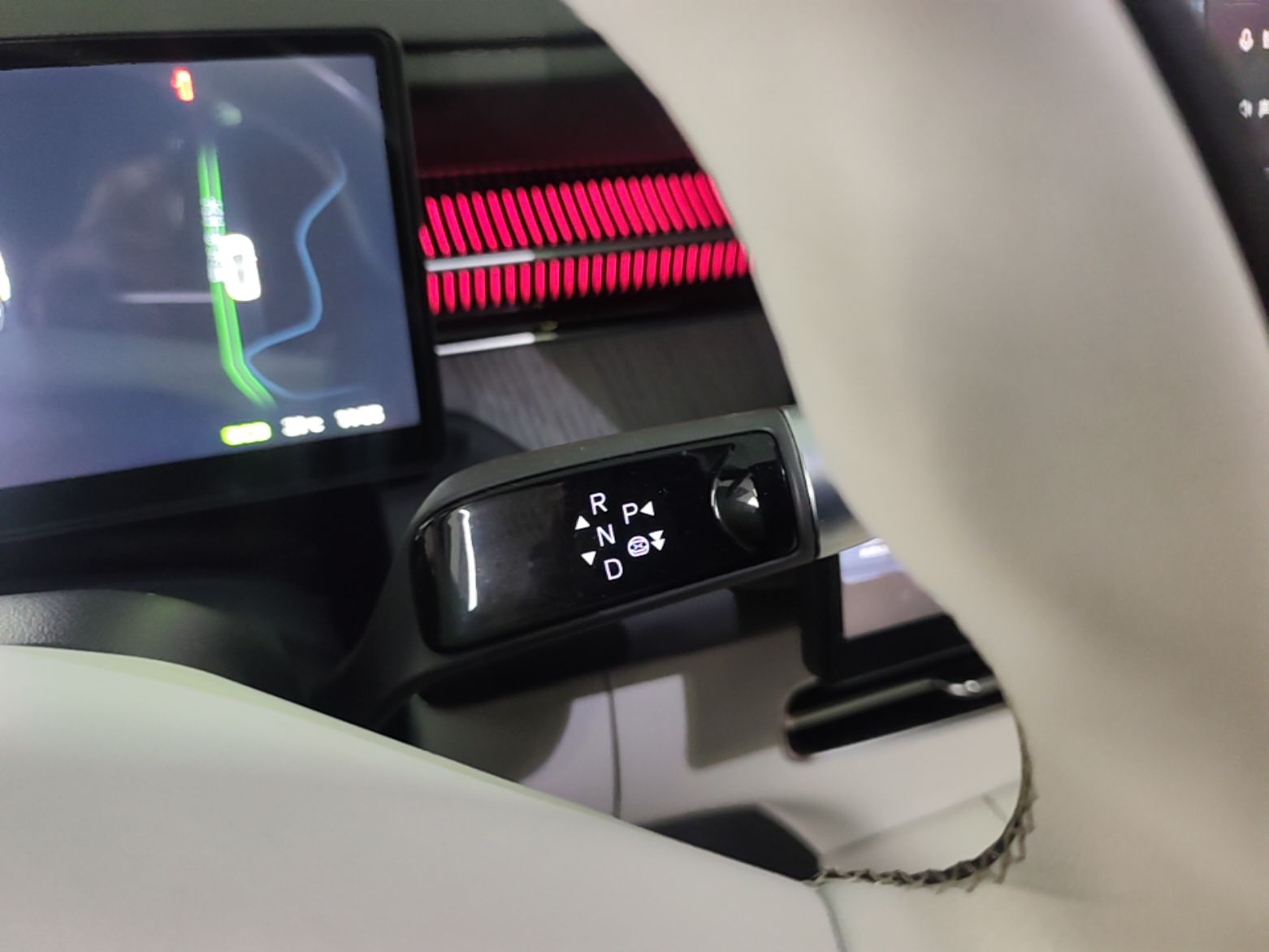 XPeng G6 2025 625 Long-Range Max Flagship Edition — снимка 16
