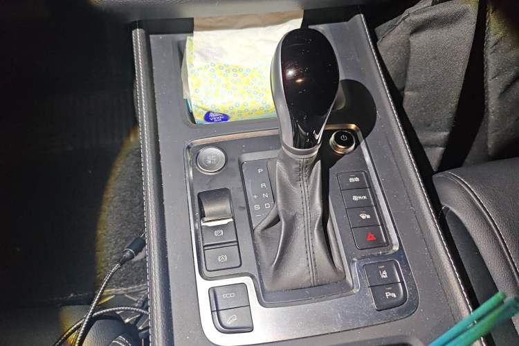 Used BYD Tang 2018 2.0T Automatic SmartConnect Prestige 7-Seater China V Standard