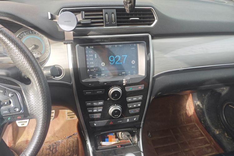 Used Haval H2 2016 Red-Label 1.5T Manual Two-Wheel Drive Luxury Model