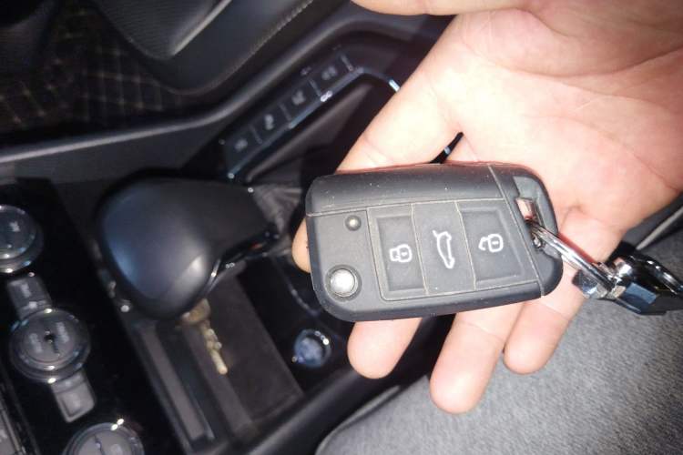 Used Volkswagen Tiguan L 2021 330TSI Automatic Two-Wheel Drive R-Line Flagship Edition
