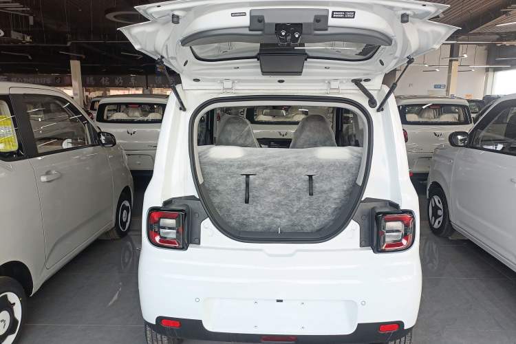 Used Geely Galaxy Panda 2025 210 km – Yuanqi Bear