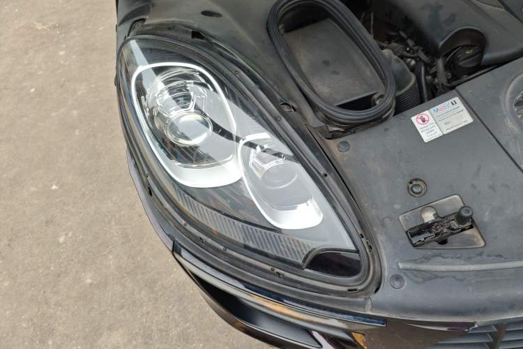 Used Porsche Macan 2017 Macan 2.0T Right Front Headlight