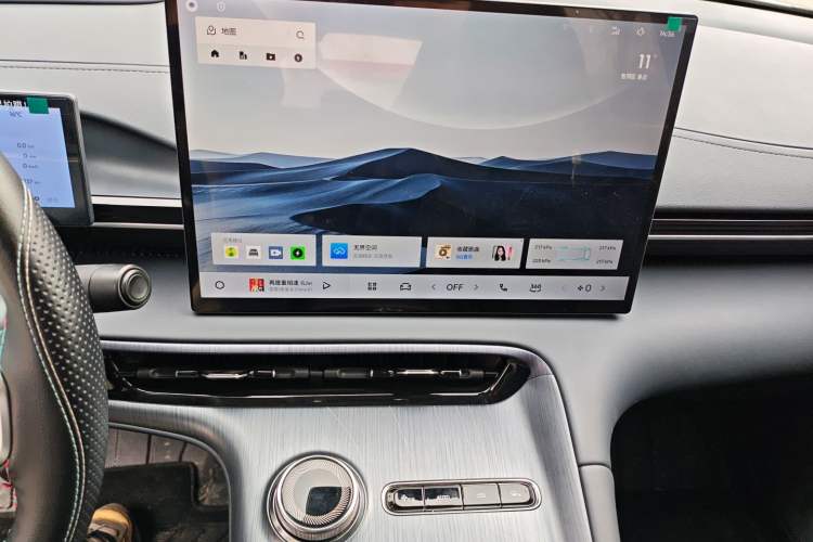 Used Geely Galaxy E5 2024 530 km Exploration+ Version Audio And AC Panel