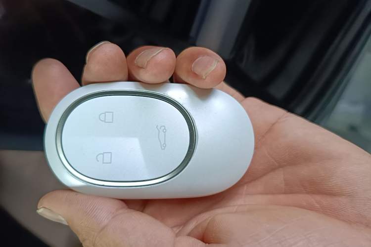 Used Nio EC6 2025 75 kWh
