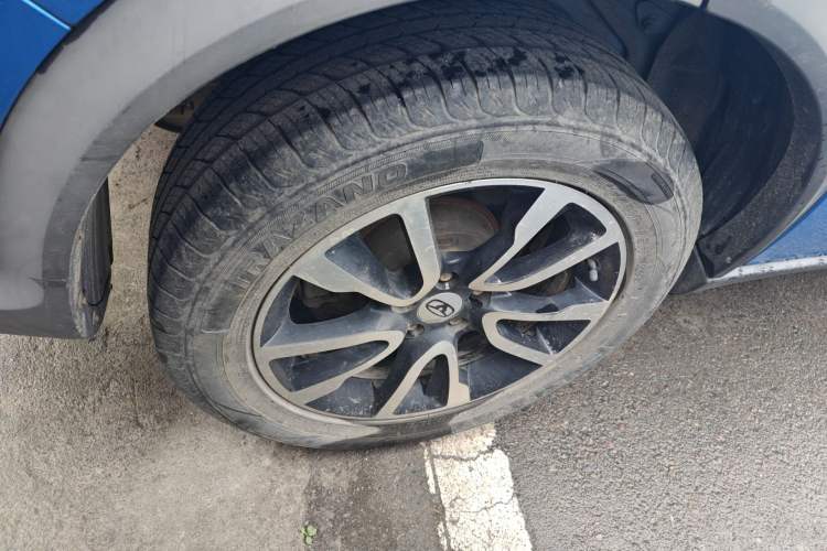 Used Cowin X3 2017 1.6L Manual Enthusiast Edition China V Standard