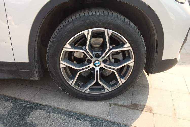 Used BMW X1 2020 sDrive25Li Leading Model
