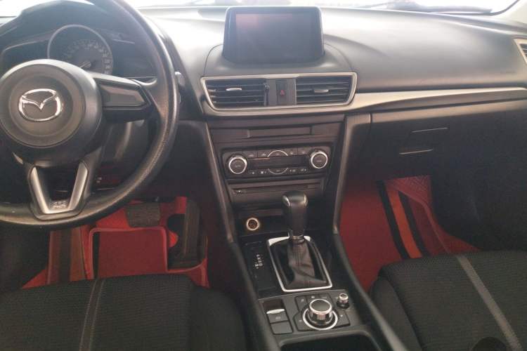 Used Mazda 3 Axela 2017 Sedan 1.5L Automatic Luxury Model Emission Standard China V Audio And AC Panel