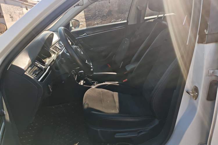 Used Volkswagen C-TREK 2018 230TSI DSG Luxury Version