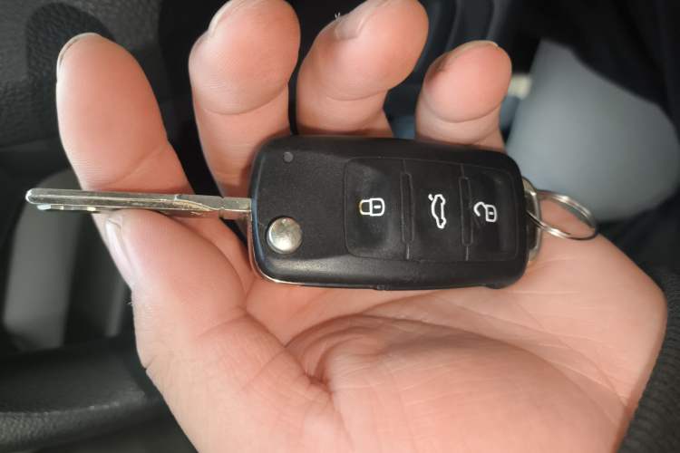 Used Skoda Rapid 2013 1.6L Automatic Smart Selection Model