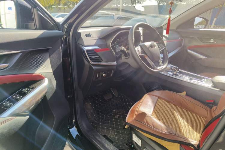 Used SOL X8 2021 300T DCT Leading Smart Connectivity Version 7 Seats