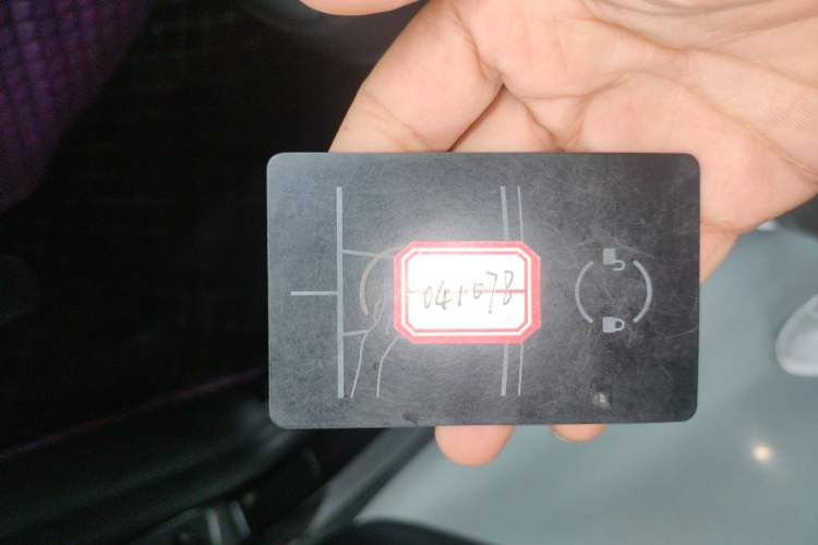 Used Tesla Model Y 2021 Long-Range All-Wheel-Drive Version 3D7