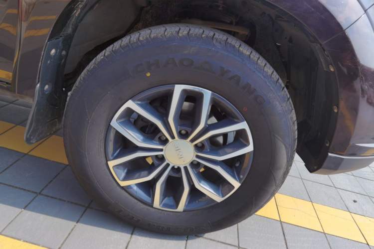 Used JMC Yuhu 7 2020 2.0T Diesel Automatic 2WD Comfort Plus Long Wheelbase China VI Emission Standard JX4D20A6L
