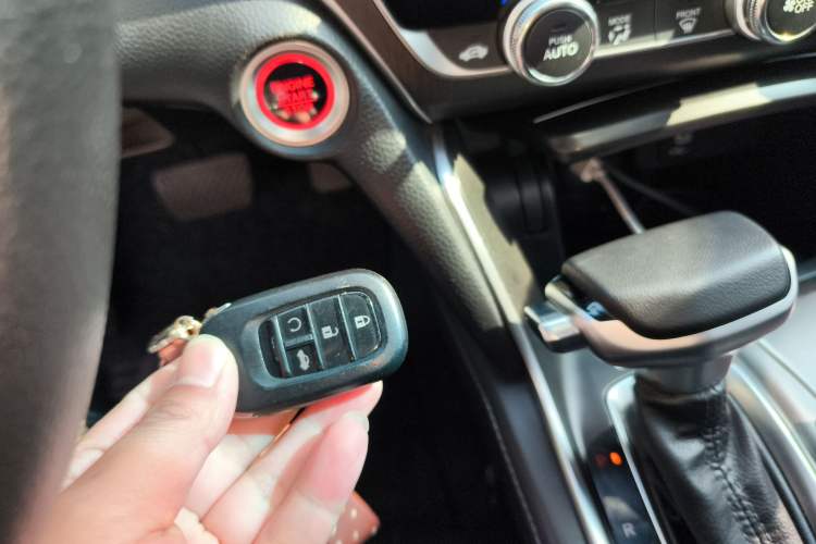 Used Honda Accord 2018 230TURBO Comfort Version National V
