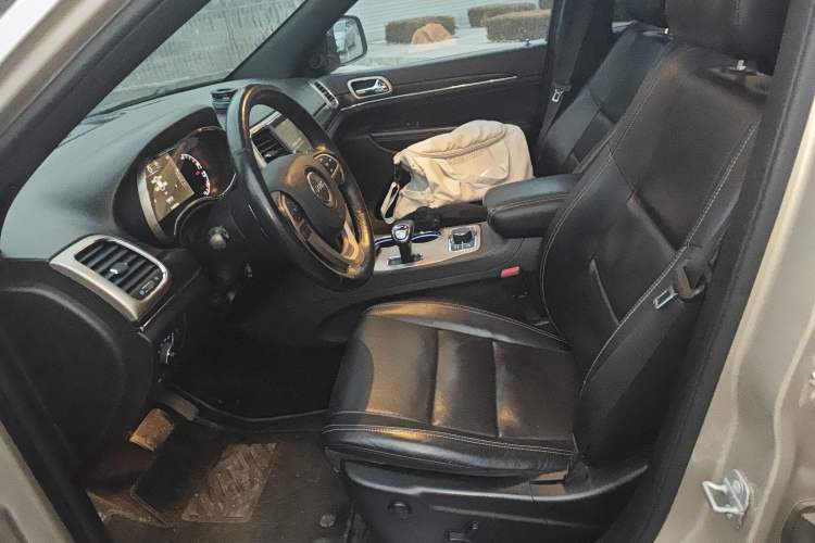 Used Jeep Grand Cherokee 2014 3.6L Elite Navigation Edition