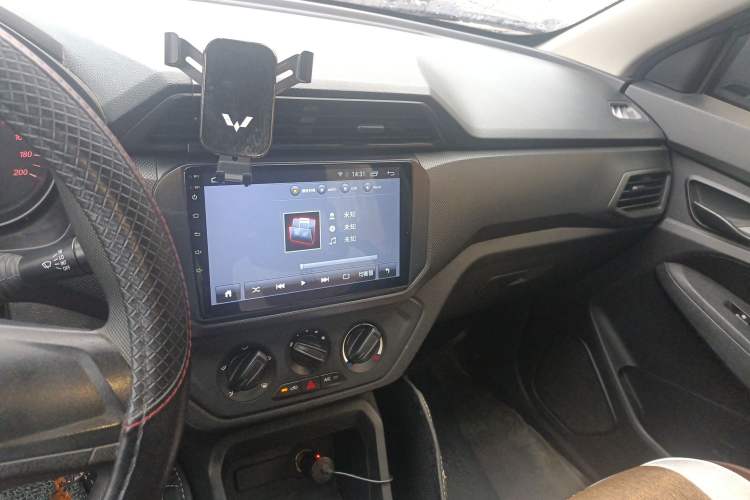 Used Wuling Hongguang 2019 1.5L S Base Version L2B
