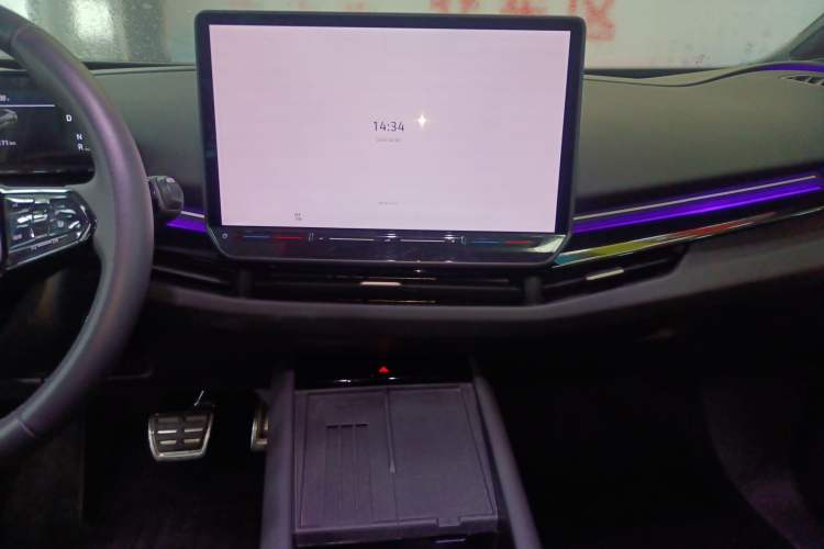 Used Volkswagen ID.UNYX 2024 Pro Long-Range Version
