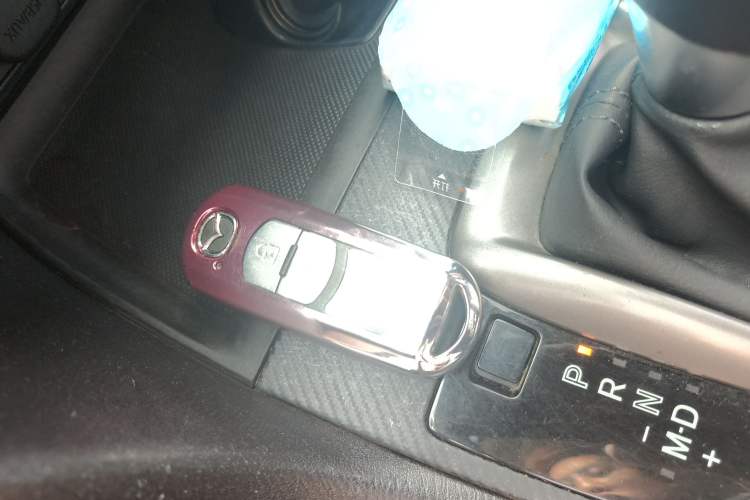 Used Mazda 3 Axela 2017 Sedan 1.5L Automatic Comfort Model Emission Standard China V
