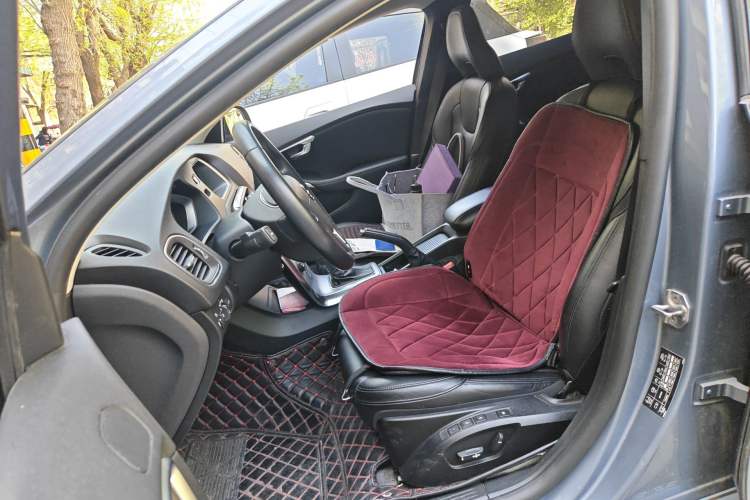 Used Volvo V40 2017 T3 Zhiya Edition Left Front Seat