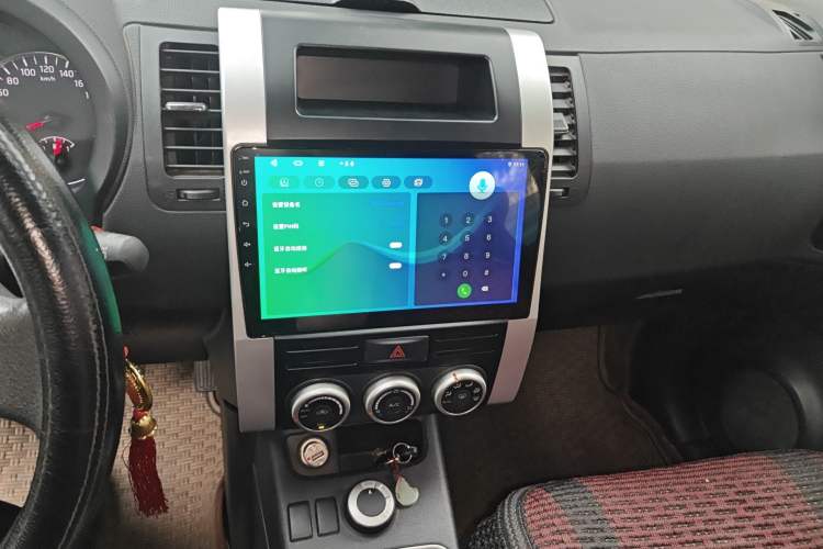 Used Dongfeng Fengdu MX6 2015 2.0L Manual 4x4 Navigation Edition Audio And AC Panel