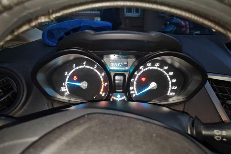 Used Ford Fiesta 2013 Sedan 1.5L Manual Fashion Edition Instrument Cluster