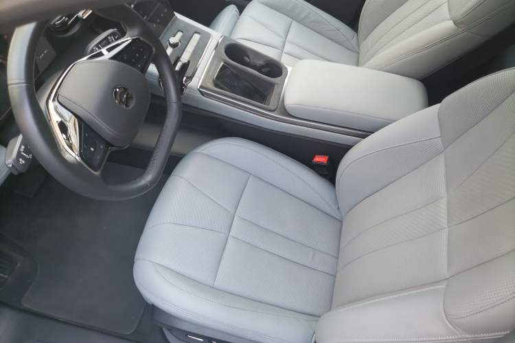 Used Nio ES8 2020 450 km Signature Edition 7-Seater Version
