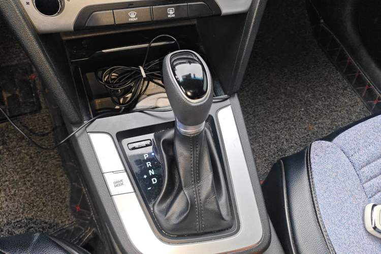 Used Hyundai Elantra (6th Generation / Lingdong) 2016 1.6L Automatic ZhiXuan – Elite Version
