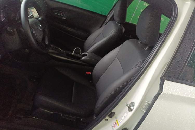 Used Honda XR-V 2015 1.5L LXi CVT Classic Edition
