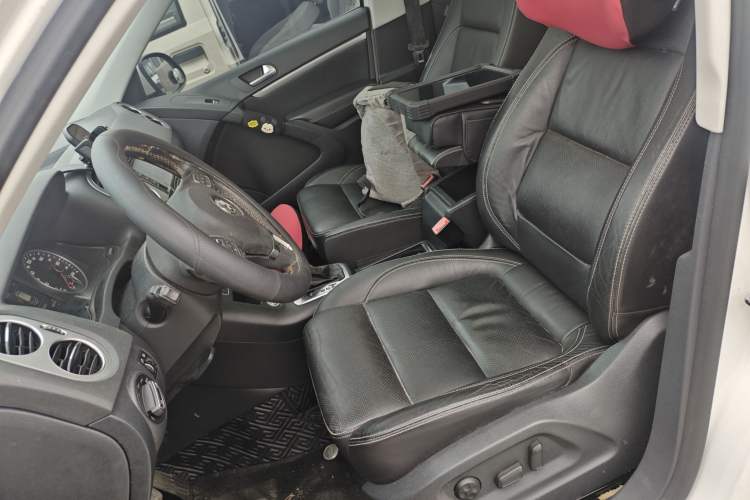 Used Volkswagen Tiguan L 2016 300TSI Automatic All-Wheel Drive Luxury Edition
