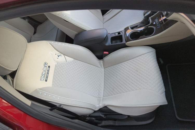 Used Buick Verano 2018 Sedan 15S Automatic Leading Model Right Front Seat