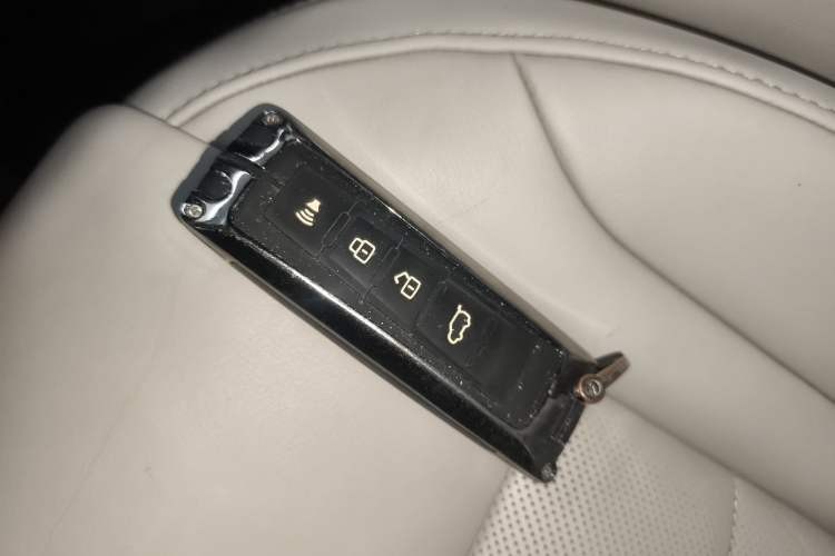 Used Wey VV7 2017 2.0T Flagship Model
