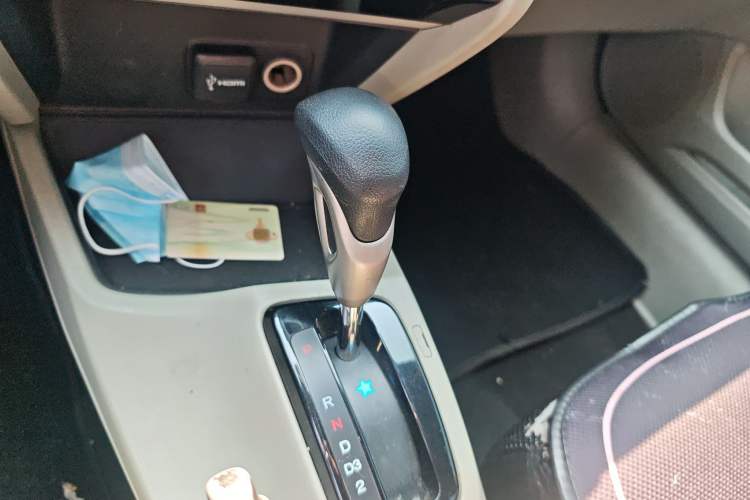 Used Honda Civic 2016 1.8L Automatic Comfort Version Gear Lever