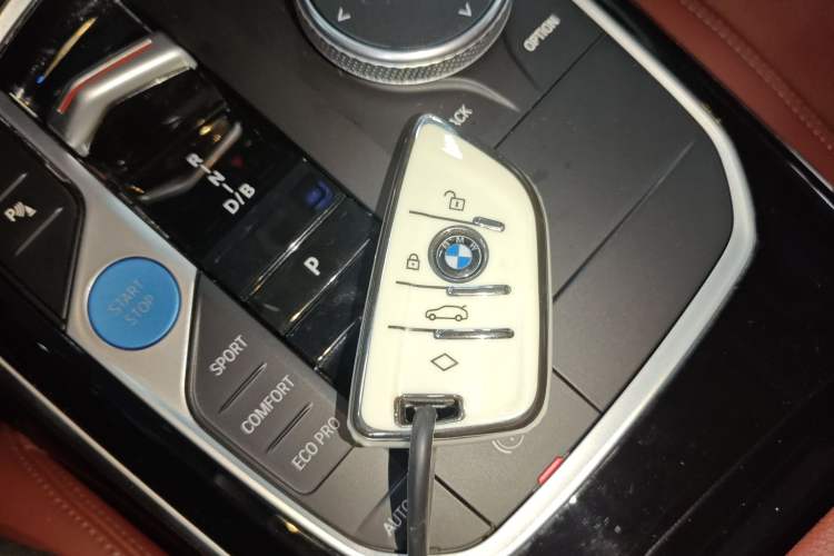 Used BMW i3 2024 eDrive 35 L Vehicle Key