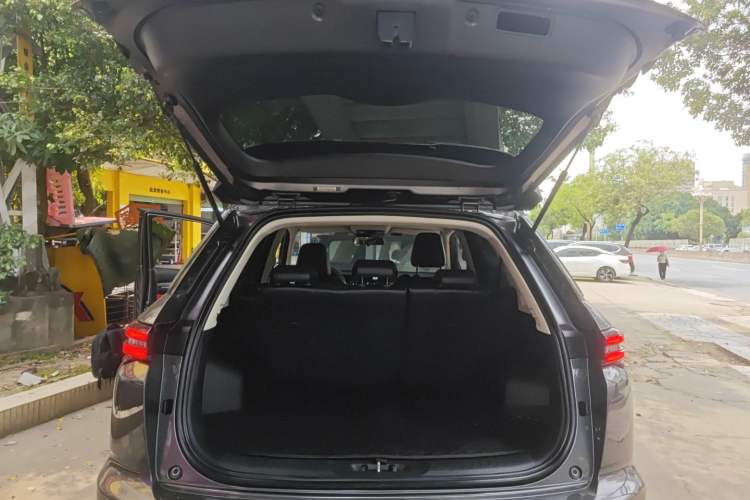 Used CHANGAN CS55PLUS 2021 Blue Whale Edition 1.5T DCT Prestige Model Trunk