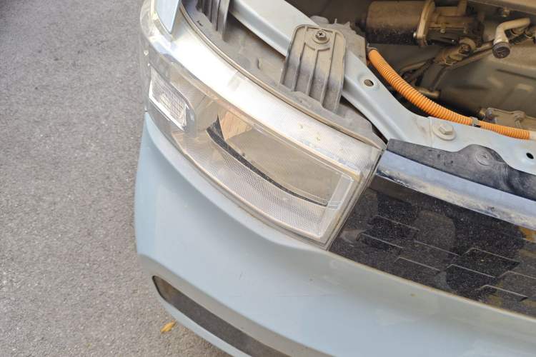 Used Wuling Hongguang MINIEV 2020 Enjoyment Model Lithium Iron Phosphate Right Front Headlight